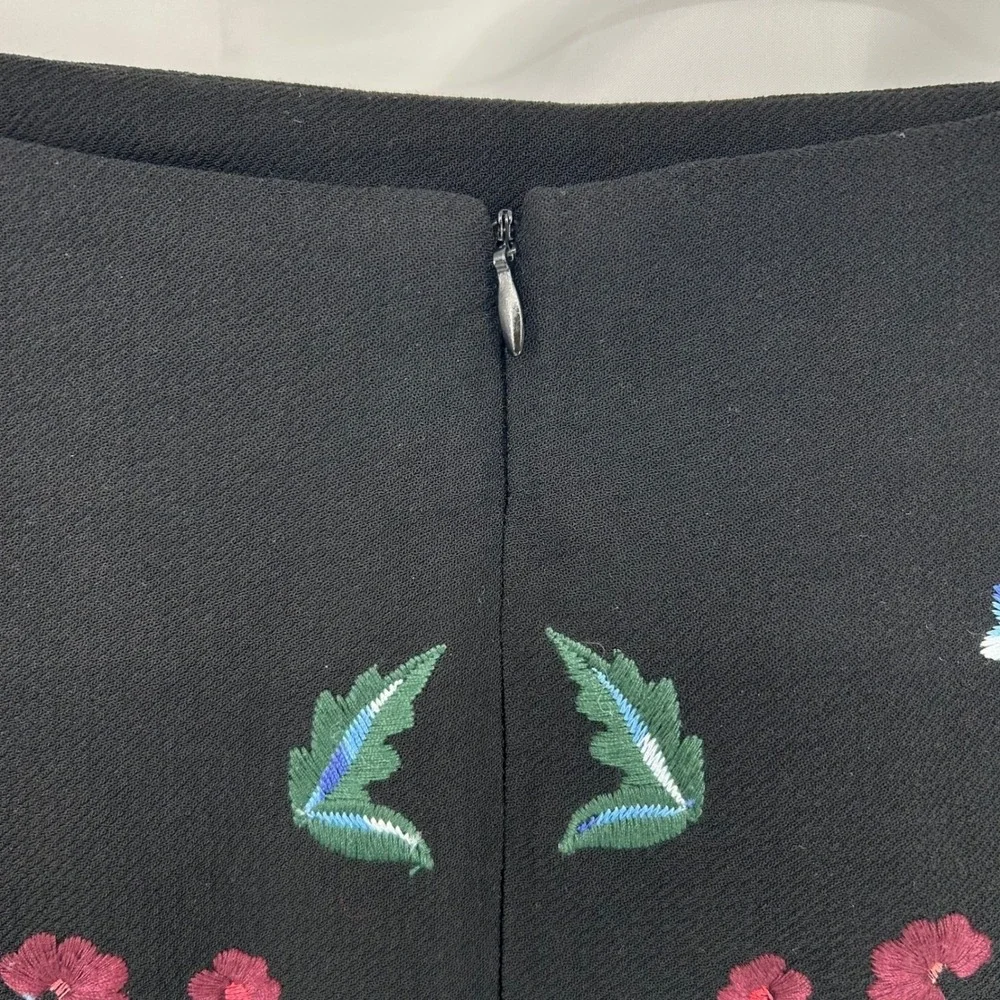 Zara Woman Skirt‎ Womens Medium Black Floral Embroidered A-Line Mini Cottagecore